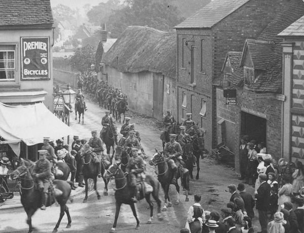 Army manoeuvres passing The Bell in 1907